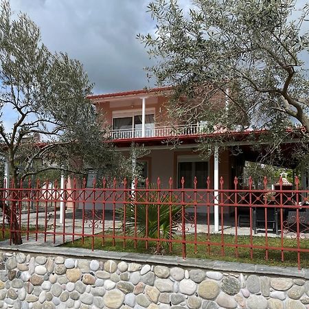 Villa Seaside House Karianí Esterno foto