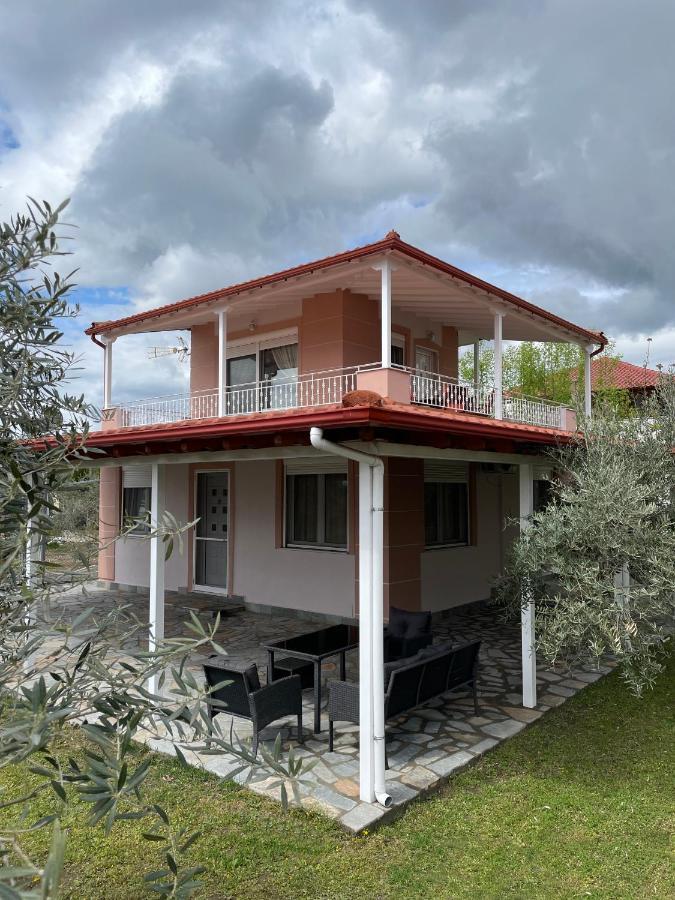Villa Seaside House Karianí Esterno foto