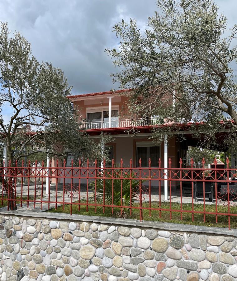 Villa Seaside House Karianí Esterno foto