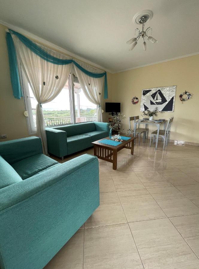 Villa Seaside House Karianí Esterno foto
